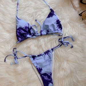 Trendy Blue Tie Dye Bikini Set